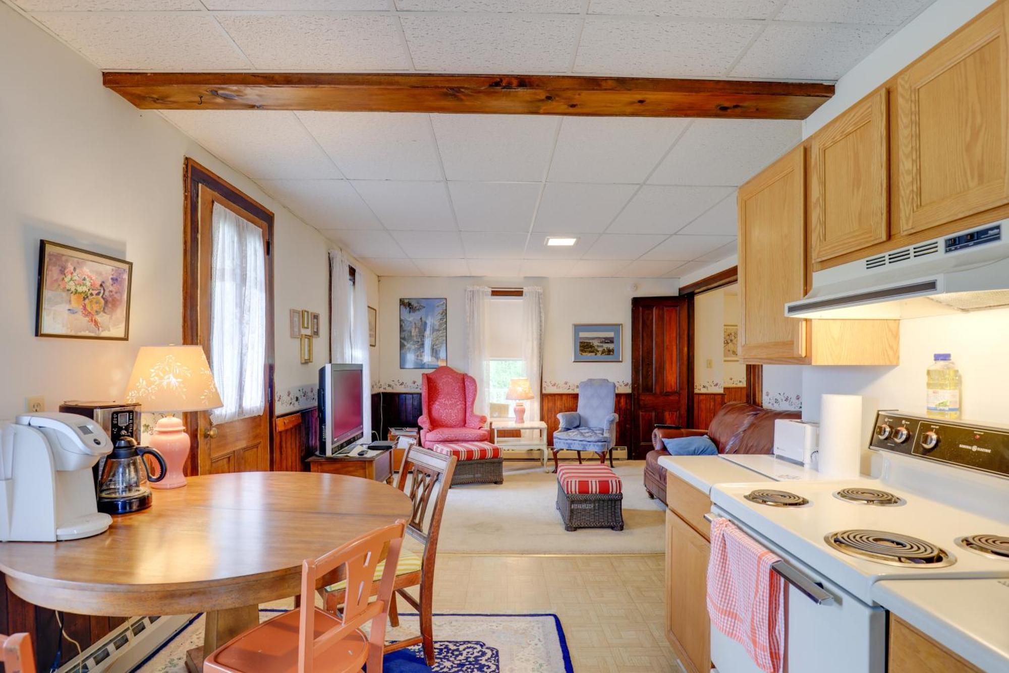 Lawrenceville Apartment With Deck Near Gaming Lands! Eksteriør bilde