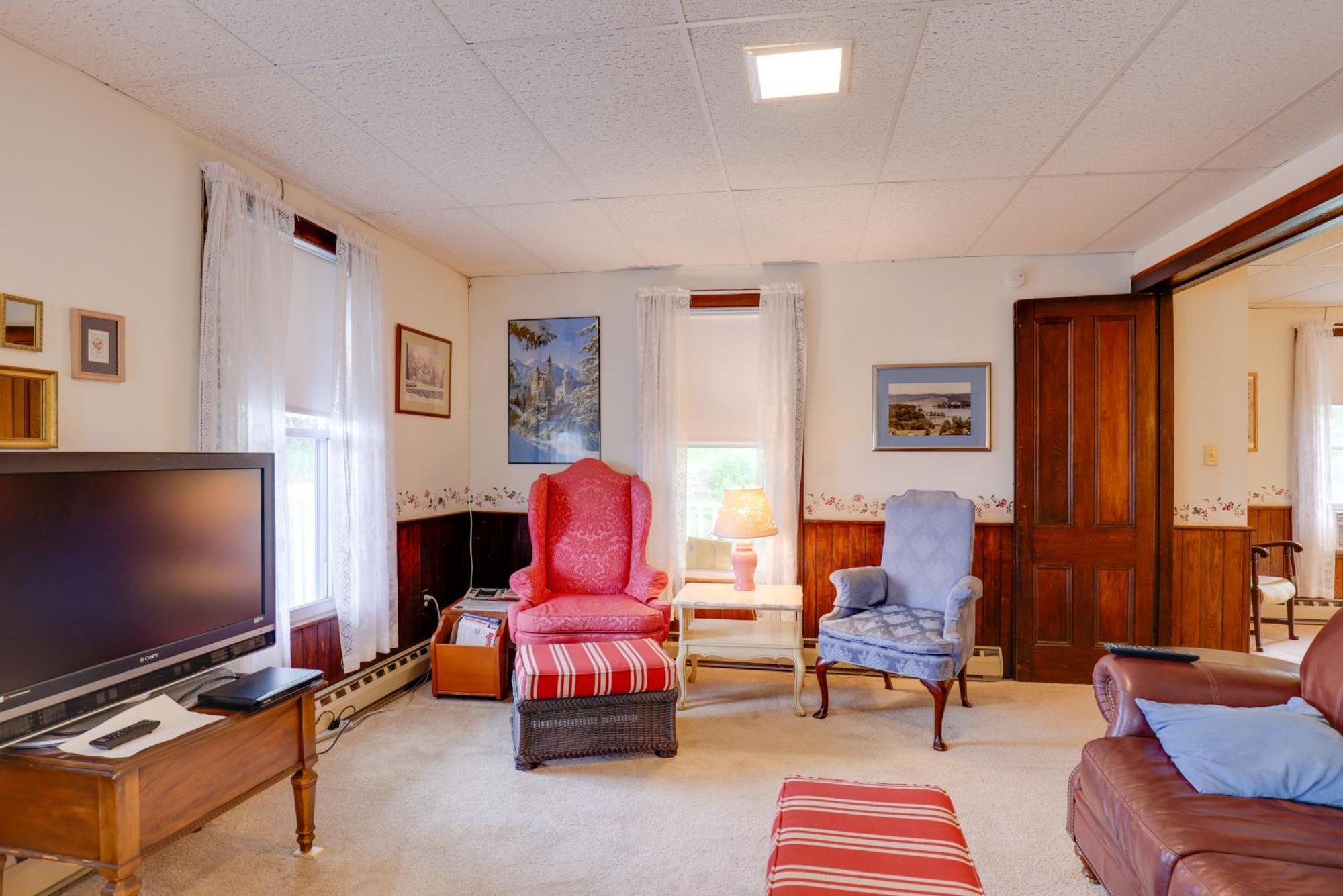 Lawrenceville Apartment With Deck Near Gaming Lands! Eksteriør bilde